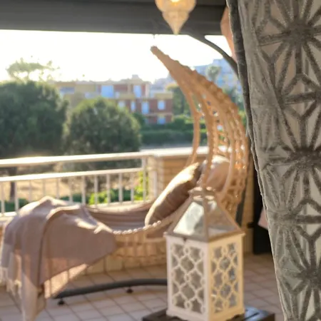 Prestigioso Attico 20 Mt Dal Mare *