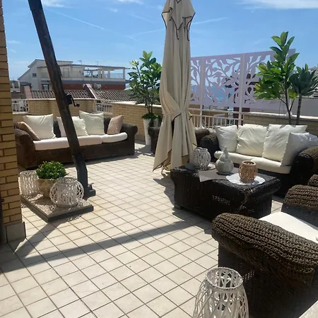 Prestigioso Attico 20 Mt Dal Mare Appartamento *