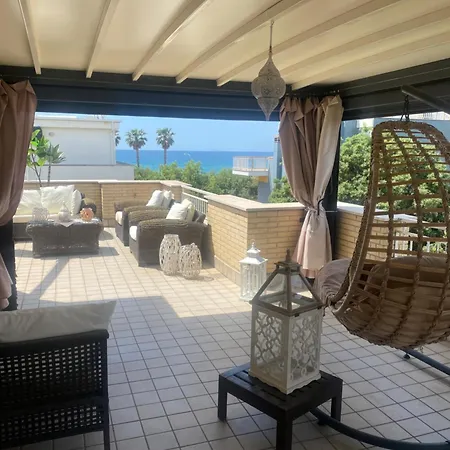 Prestigioso Attico 20 Mt Dal Mare Terracina