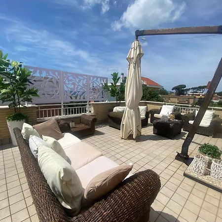Prestigioso Attico 20 Mt Dal Mare Appartamento *