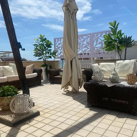 Appartamento Prestigioso Attico 20 Mt Dal Mare *
