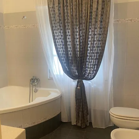 Prestigioso Attico 20 Mt Dal Mare *