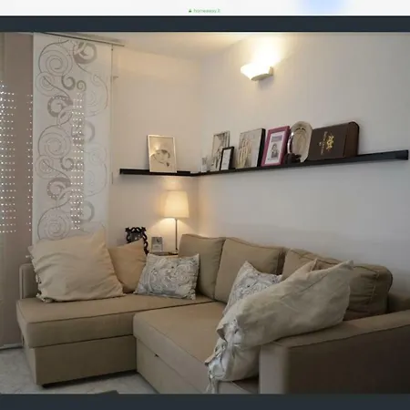 Prestigioso Attico 20 Mt Dal Mare Terracina