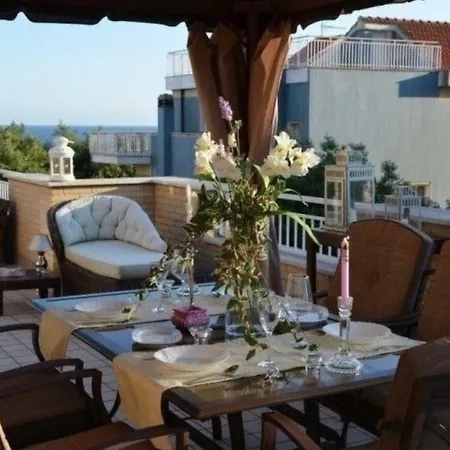 Appartamento Prestigioso Attico 20 Mt Dal Mare
